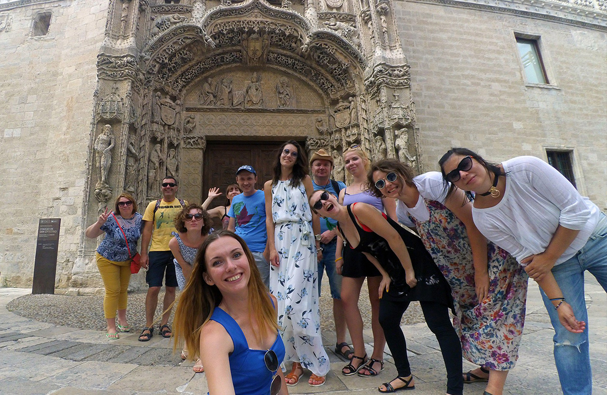 поездка в Испанию с друзьями