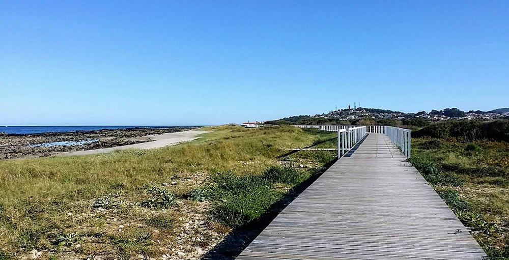 Praia do Canto Marinho boardwalk